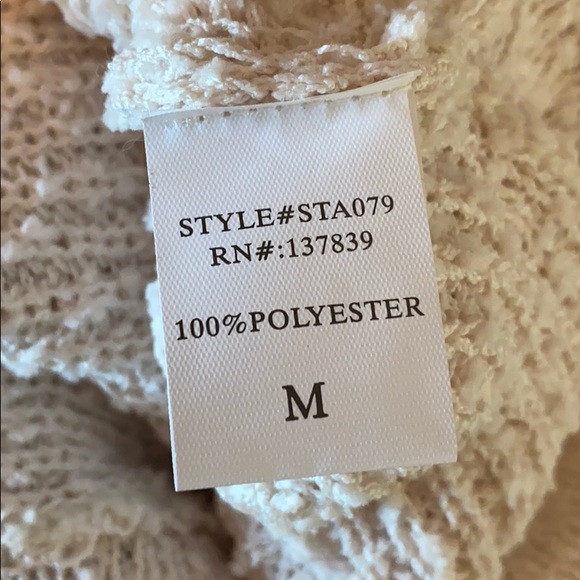 Batwing Sweater - Picture 4 of 4